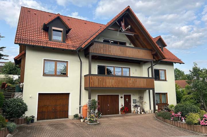 Ferienwohnung für 4 Personen, mit Balkon und Garten, mit Haustier