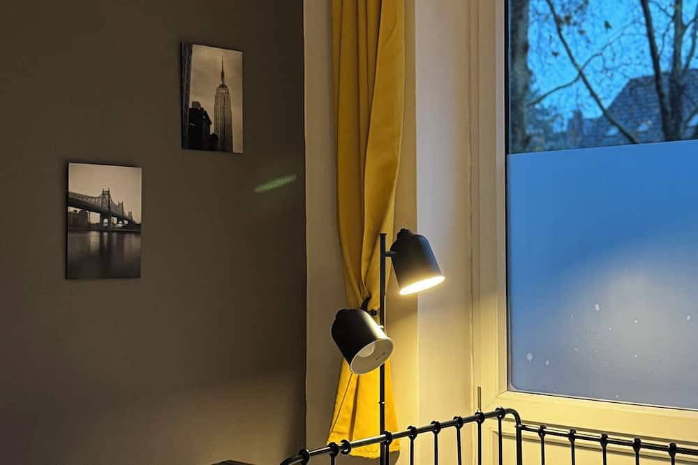 Ganze Wohnung, Gemütliches Loft in Duisburg direkt an der U79, Hauptbahnhof / Schnell in Dus in Duisburg, Niederrhein