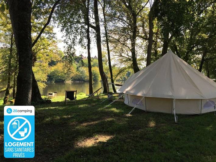 Tente pour 4 personnes, avec bassin pour enfant dans le Lot