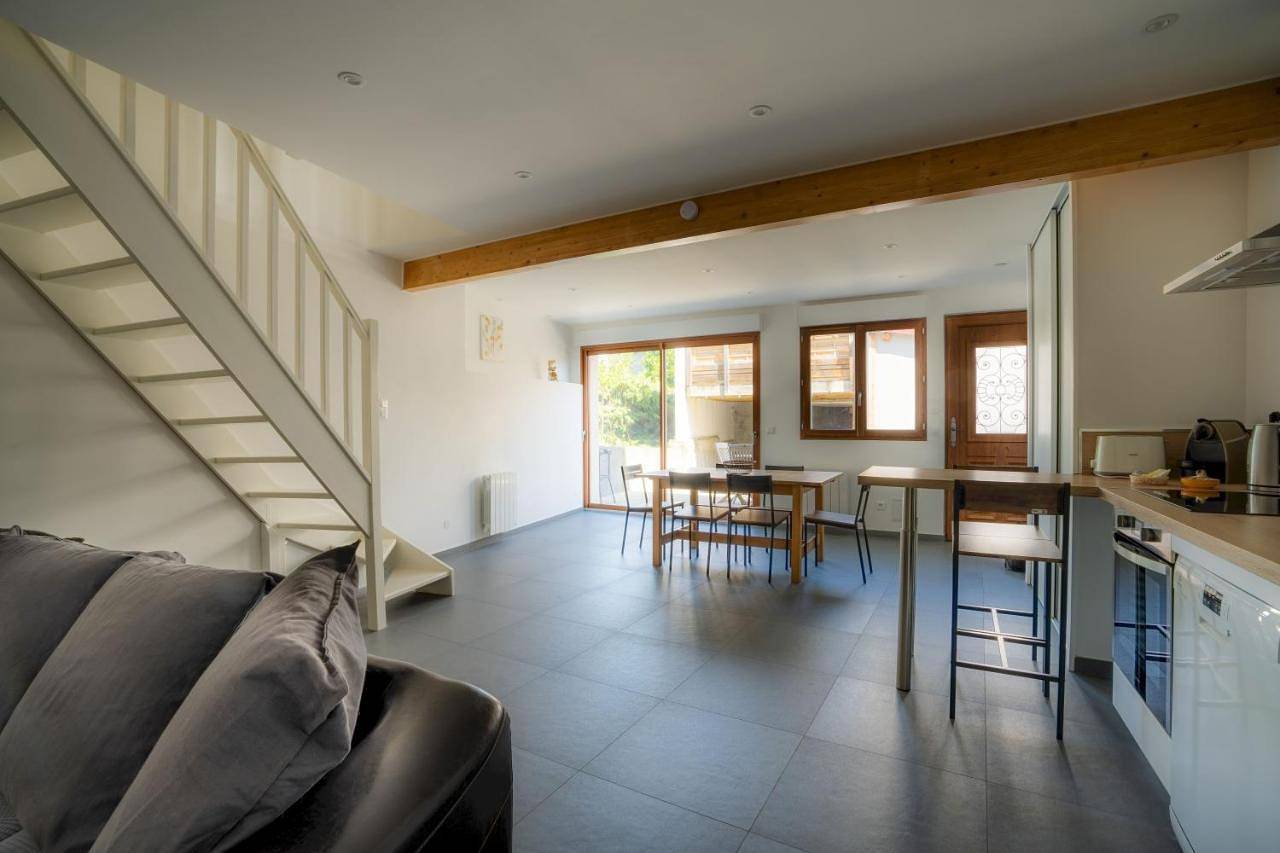 Three-Bedroom Home in Saint-Sandoux, Parc naturel régional des Volcans d'Auvergne