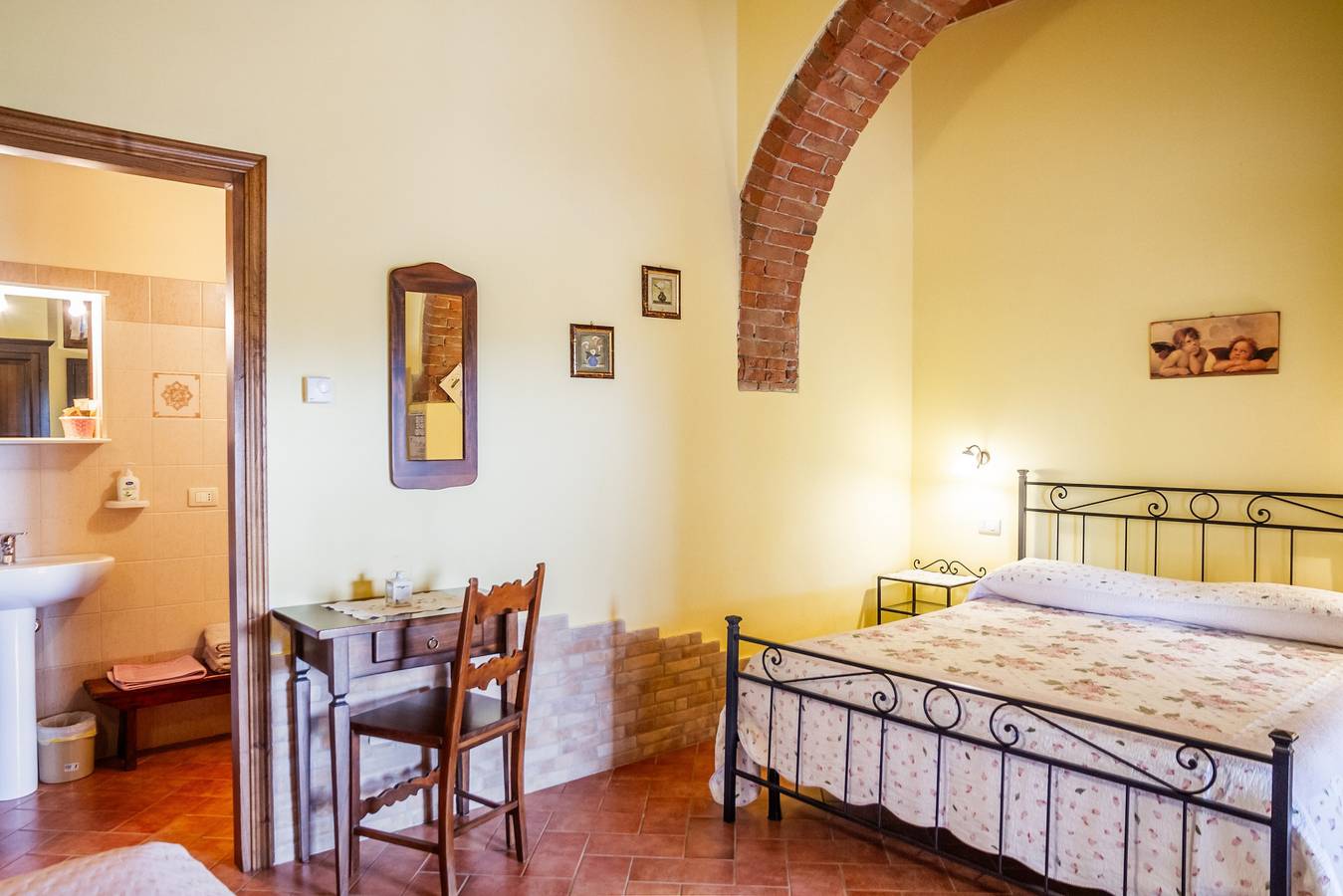 Zimmer 'Fienile' mit gemeinsamer Terrasse, gemeinsamem Garten und Wi-Fi in Grosseto, Grosseto Provinz
