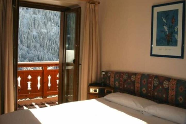 Chalet de luxe & appartements de 50 m² à 600 m² -  2 à 18 pièces - 2 à 36 pers. in Champagny-en-Vanoise, Massif de la Vanoise