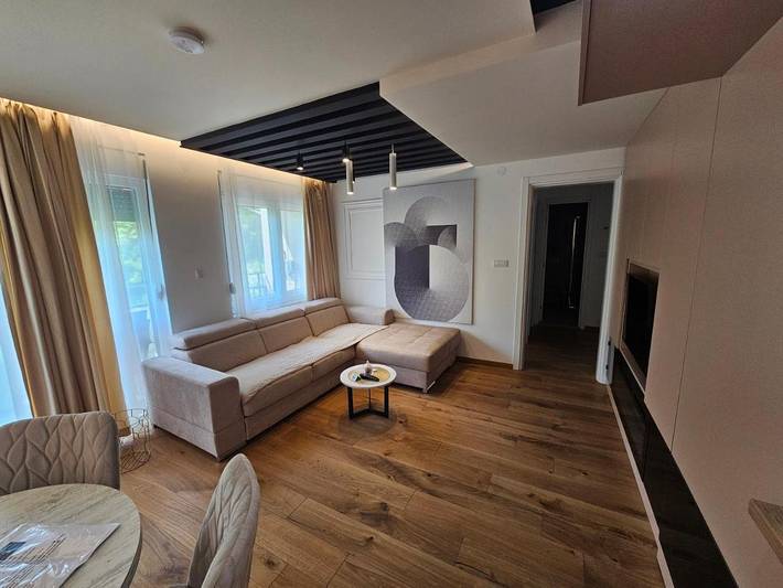 Appartement de vacances pour 6 personnes, avec sauna ainsi que vue et jardin