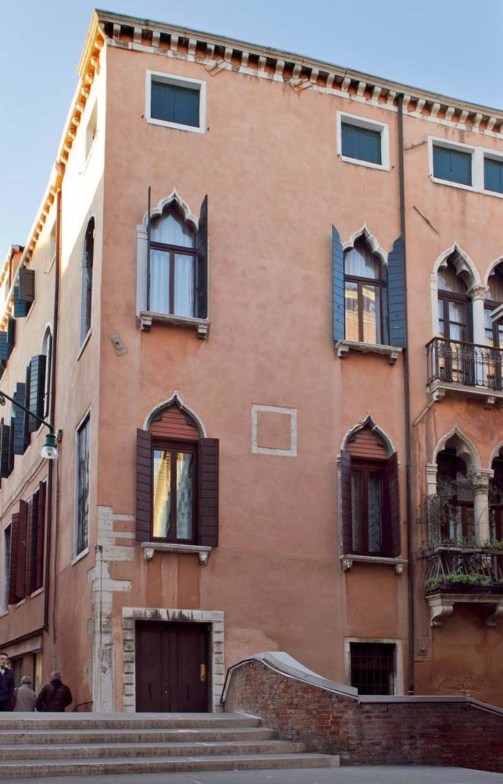 Chambre d’hôte pour 2 personnes, avec vue et terrasse dans Place Saint Marc - 3