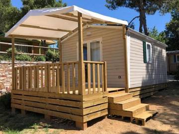 Gîte pour 4 personnes, avec piscine et terrasse à Saint-Maurice-d'Ibie