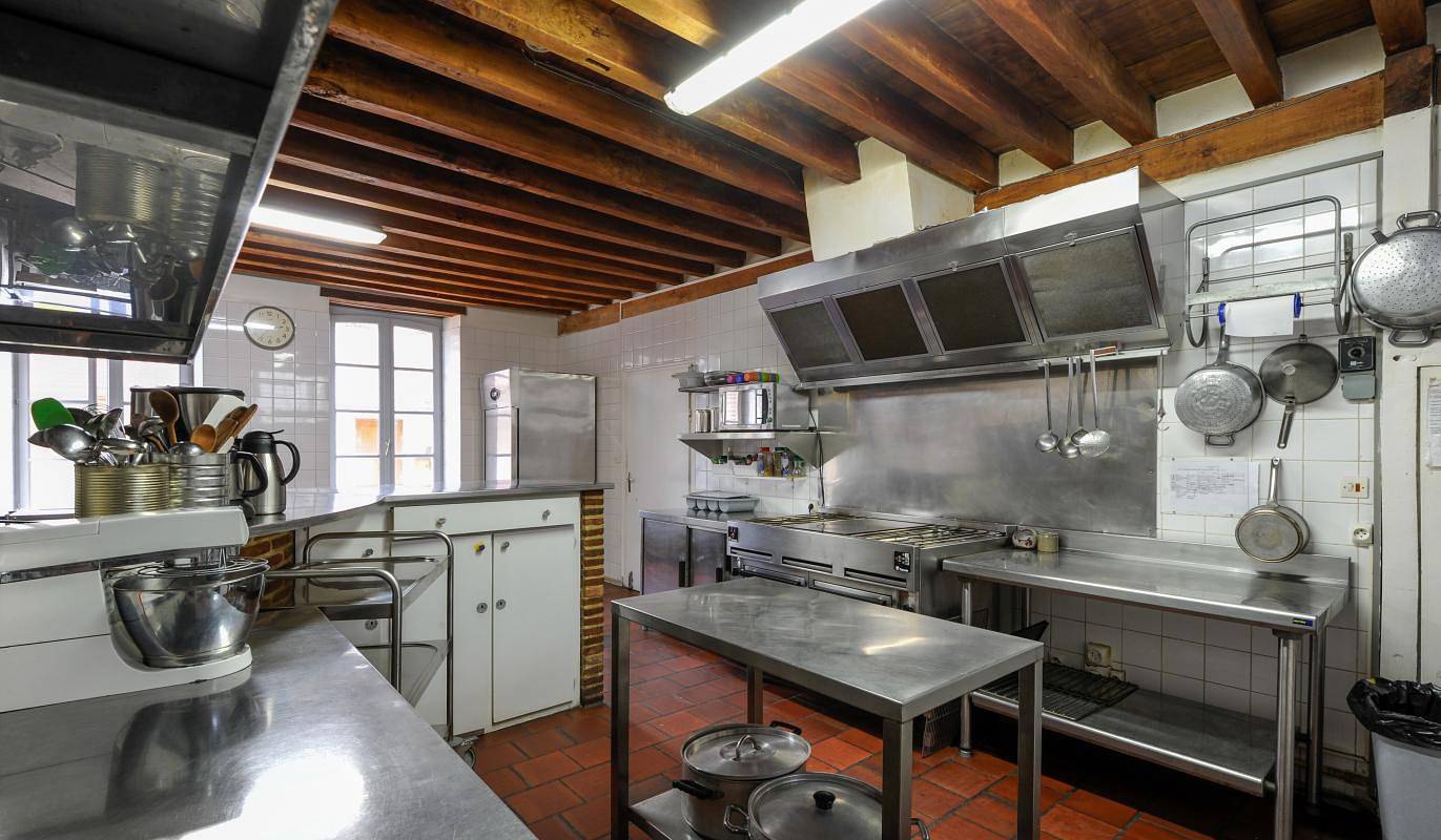 Appartement de vacances entier, Gîte de Groupe - 69 personnes in Méry-sur-Seine, Aube