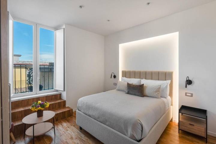 Appartamento intero, Luxury Stay in the Historic Center con Balcone, Wi-Fi e Aria Condizionata in Napoli, Napoli e dintorni