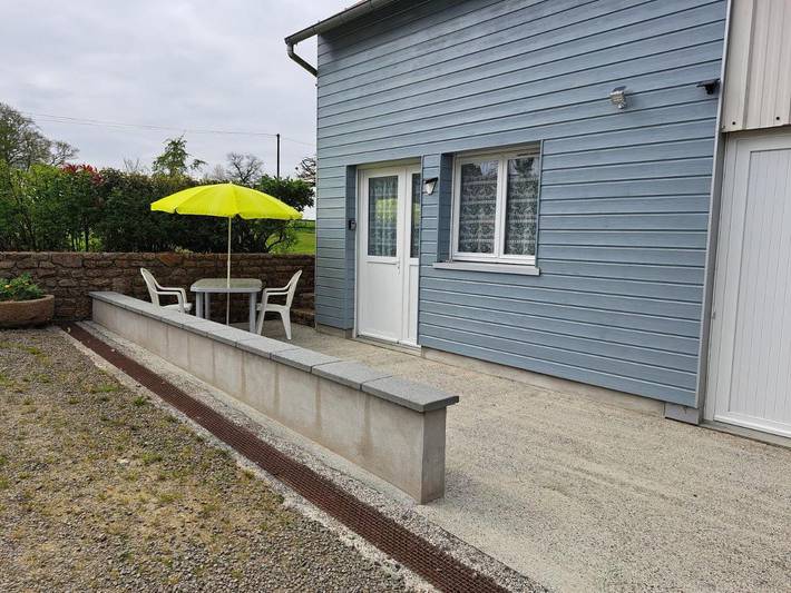 Gîte pour 2 personnes, avec terrasse et jardin à La Trinité (Manche) - 2