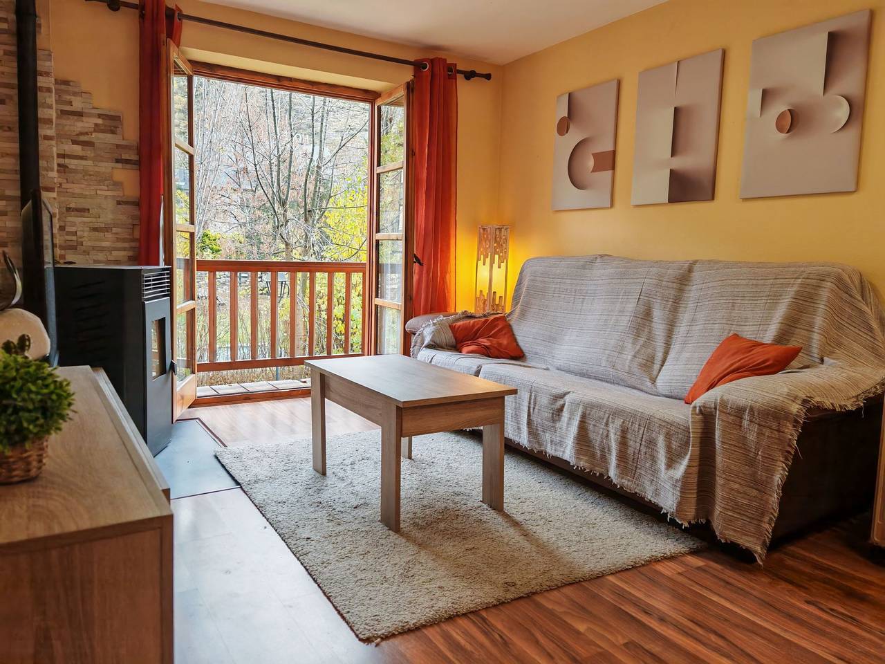 Apartamento para 5 Personas en Pla de l'Ermita, Valle de Bohí