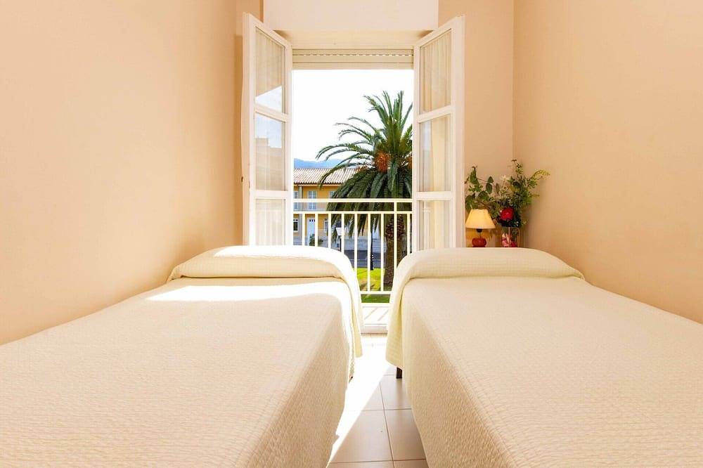 Entire apartment, San Pedro Apartments 3 bedrooms in Llanes, Costa Verde (Spain)