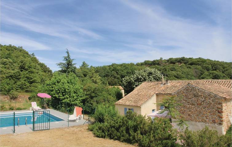 Holiday home for 6 people, with terrace and pool as well as garden - 1