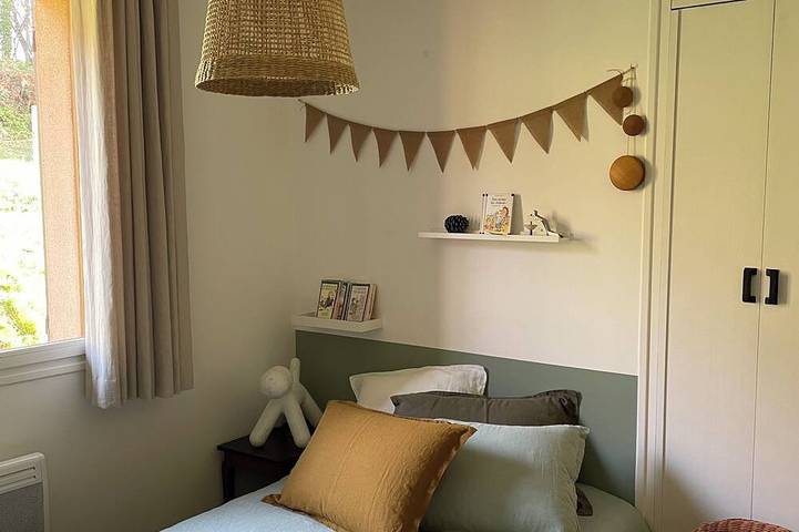 Location de vacances pour 8 personnes, avec jardin à Augerolles - 4