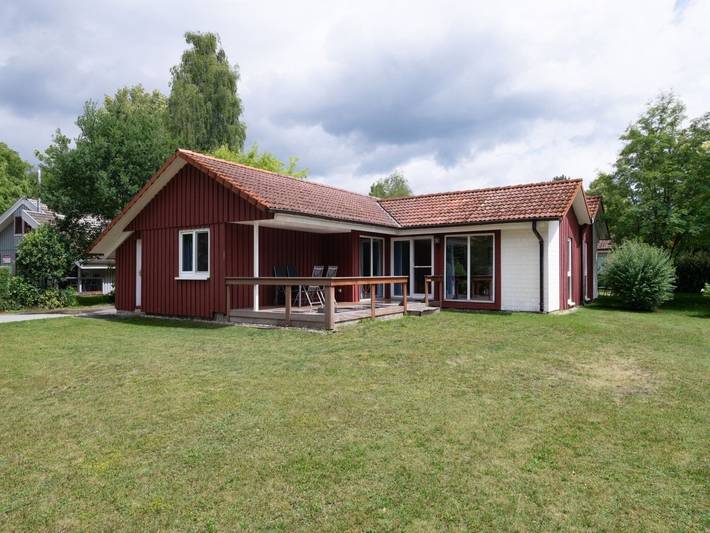 Ferienhaus für 4 Personen, mit Sauna und Garten sowie Terrasse, mit Haustier in Granzow