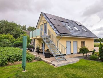 Ferienwohnung für 2 Personen, mit Balkon und Garten in Ribnitz-Damgarten