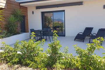 Gîte pour 2 personnes, avec terrasse et jardin à Bastelicaccia