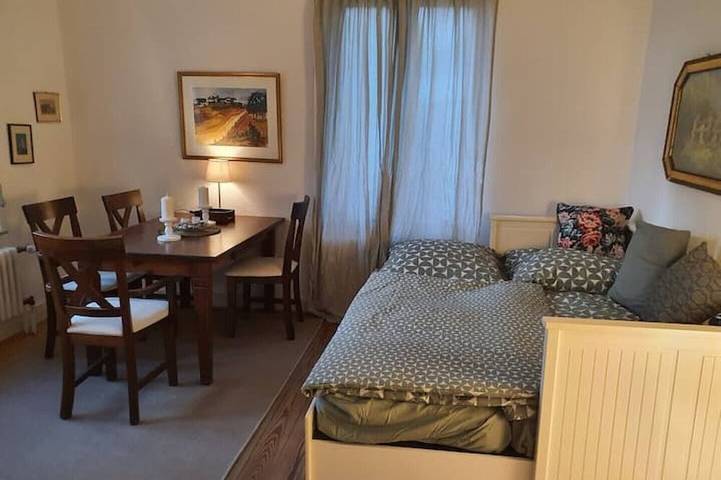 Ganze Wohnung, Wohnen in der Bürgermeistervilla<br> in Hamburg Schnelsen, Hamburg