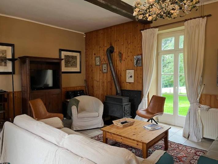 Location de vacances pour 10 personnes, avec jardin, animaux acceptés dans Roumont - 2