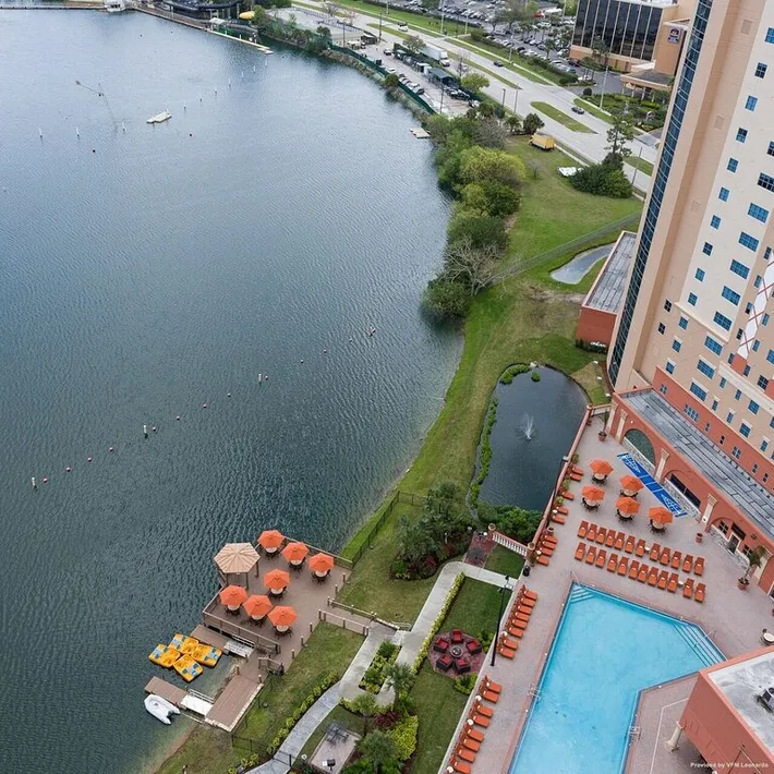Vacation apartment for 6 people, with pool and yard as well as hot tub - 1