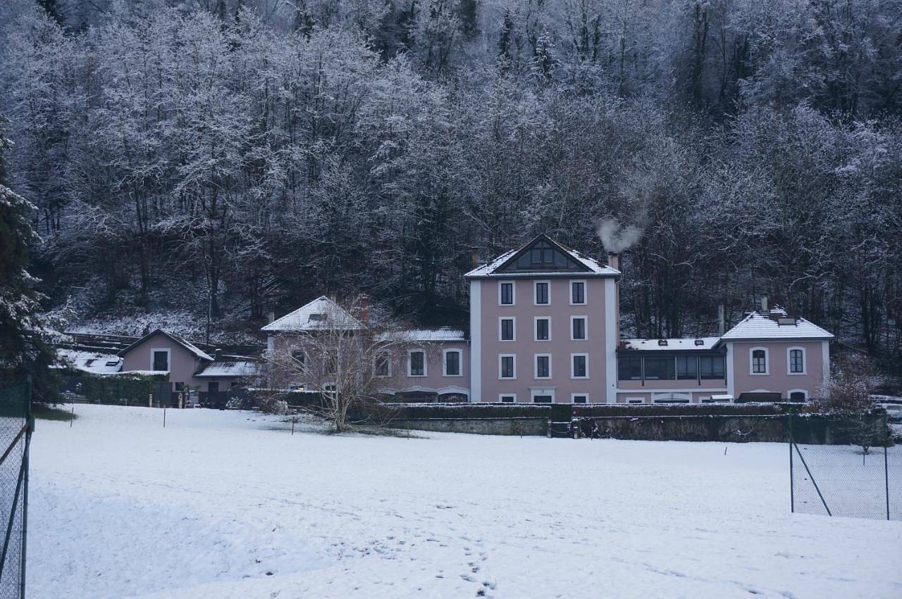 Appartement entier, Two-Bedroom Apartment in Saint-Martin-d'Uriage, Isère