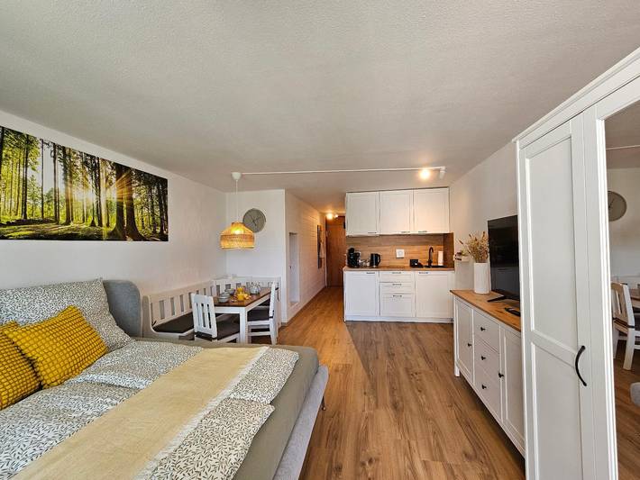 Ferienhaus für 3 Personen, mit Pool und Sauna sowie Garten