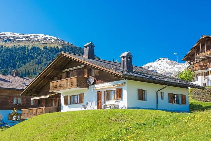 Ganze Ferienwohnung, Ferienwohnung Casa Panorama Kuhn, Brigels - 3 Zimmer Ferienwohnung Kuhn für max. 4 Pers. in Brigels, Alpenarena