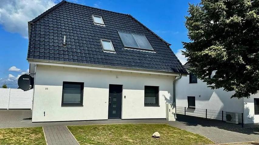 Ferienhaus für 9 Personen, mit Sauna und Garten sowie Pool in Mecklenburgische Seenplatte - 4