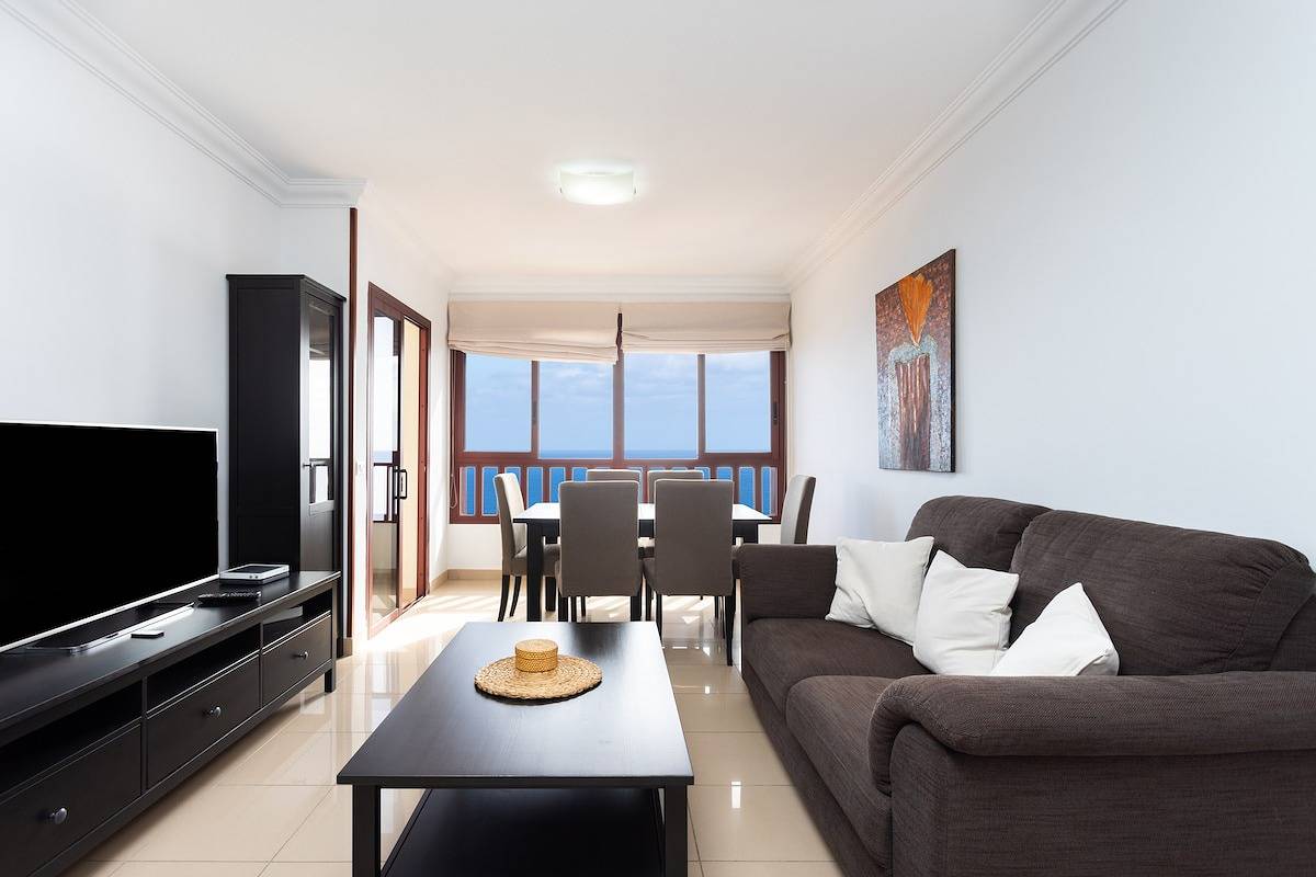Ganze Wohnung, Ferienwohnung für 6 Personen mit Terrasse in Radazul Bajo, El Rosario