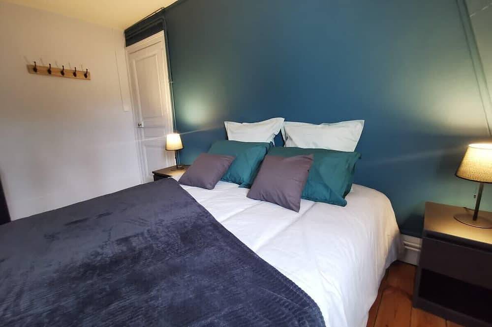 Entire apartment, Coup de coeur 42 m2 ! Hyper centre Limoges Gare in Limoges, Limoges region