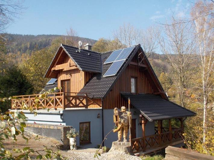 Vakantiewoning voor 6 personen, with Balkon and Whirlpool as well as Terras and Tuin in Moravië