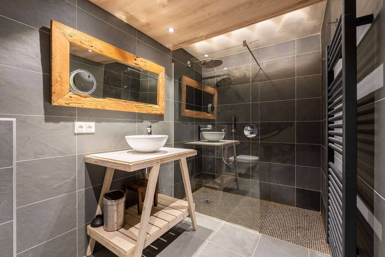 1/2 Grand chalet cosy, terrasse et vue imprenable in Le Grand-Bornand, Région d'Annecy