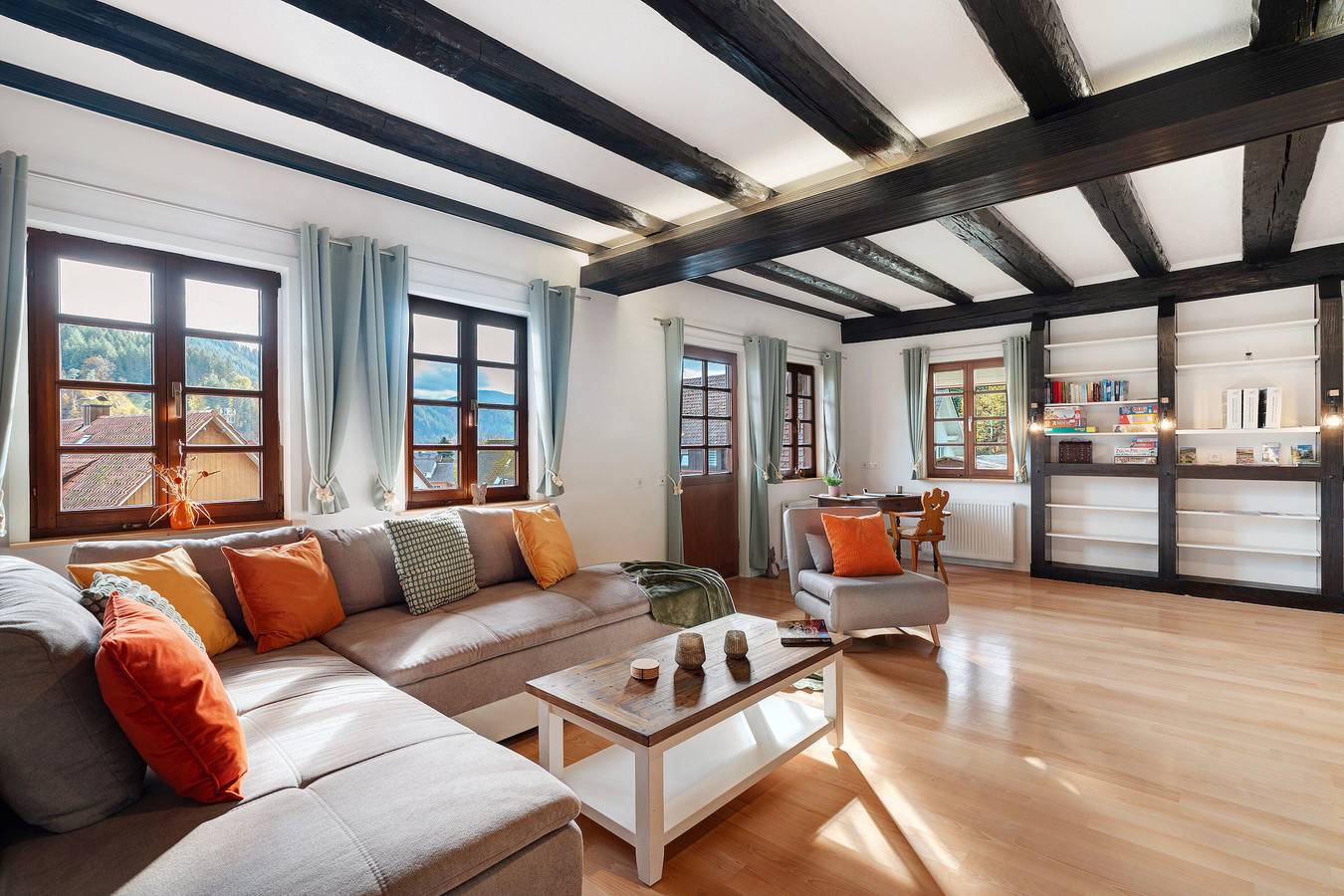 Ganze Wohnung, Ferienwohnung 'Höflehube' mit Bergblick, Balkon und Wi-Fi in Oppenau, Mittlerer Schwarzwald