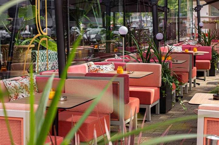 Immerse in Comfort at Modern Room by Rotterdam City Center Near Maritime Museum in Rotterdam, Hollande-Méridionale