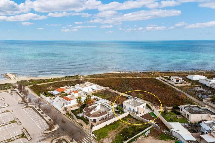 Location de vacances pour 5 personnes, avec jardin et terrasse à Torre Chianca - 3