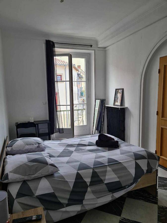 Appartement entier, Double Room in Bourg-de-Péage, Région de Valence