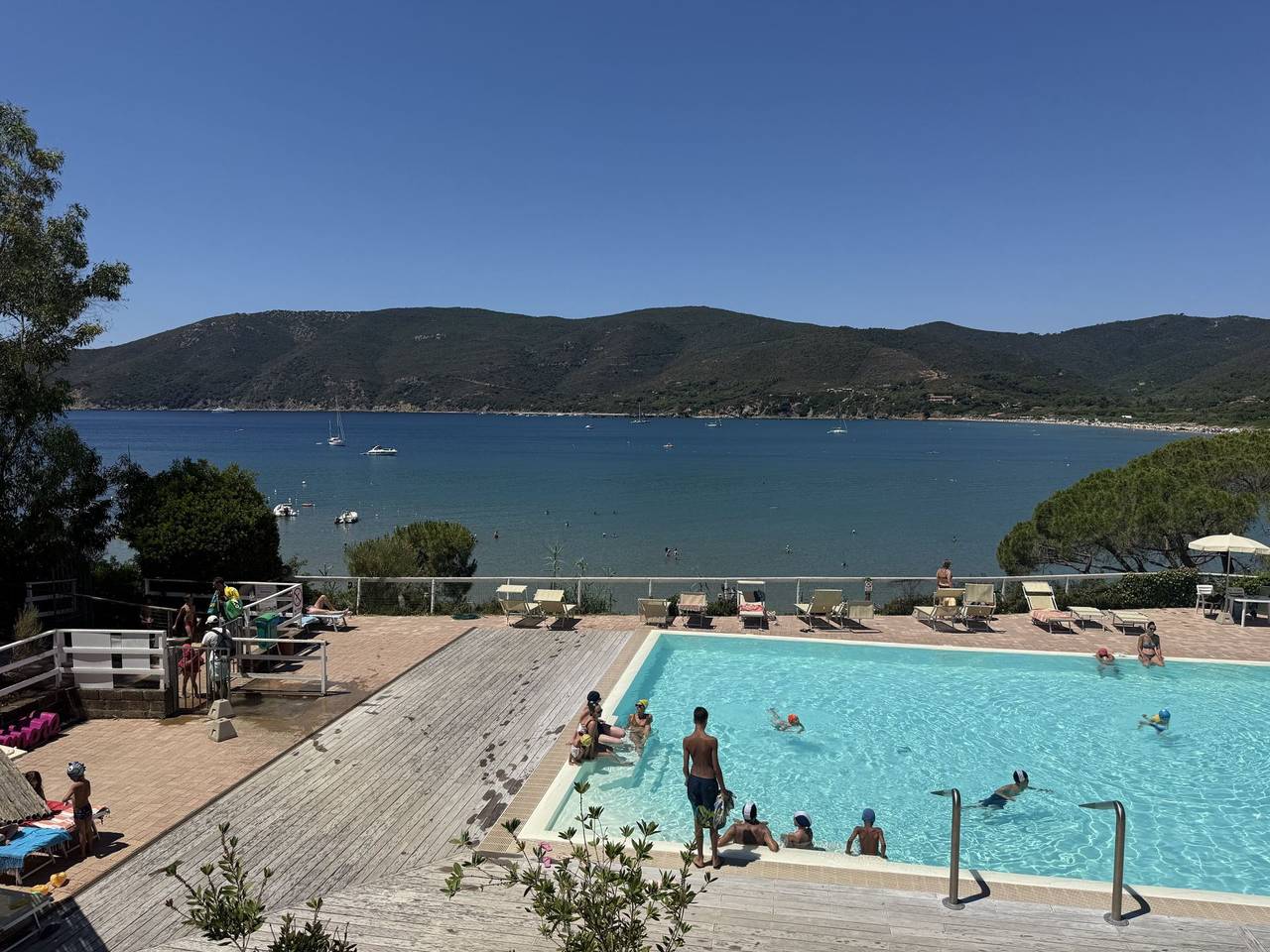 Ganze Ferienwohnung, Ferienwohnung für 4 Personen mit Garten in Tortuga Beach Club, Capoliveri