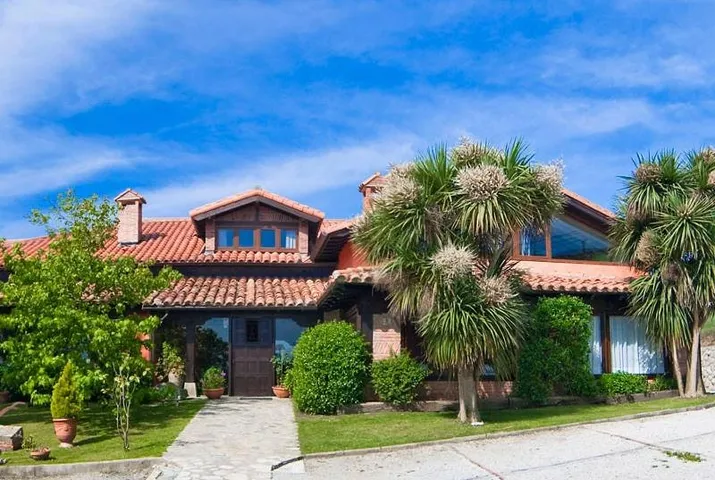Hotel for 3 people, with hot tub and garden as well as terrace - 1