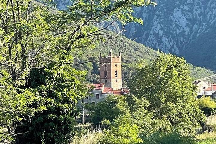 Location de vacances pour 6 personnes, avec jardin à Estoher