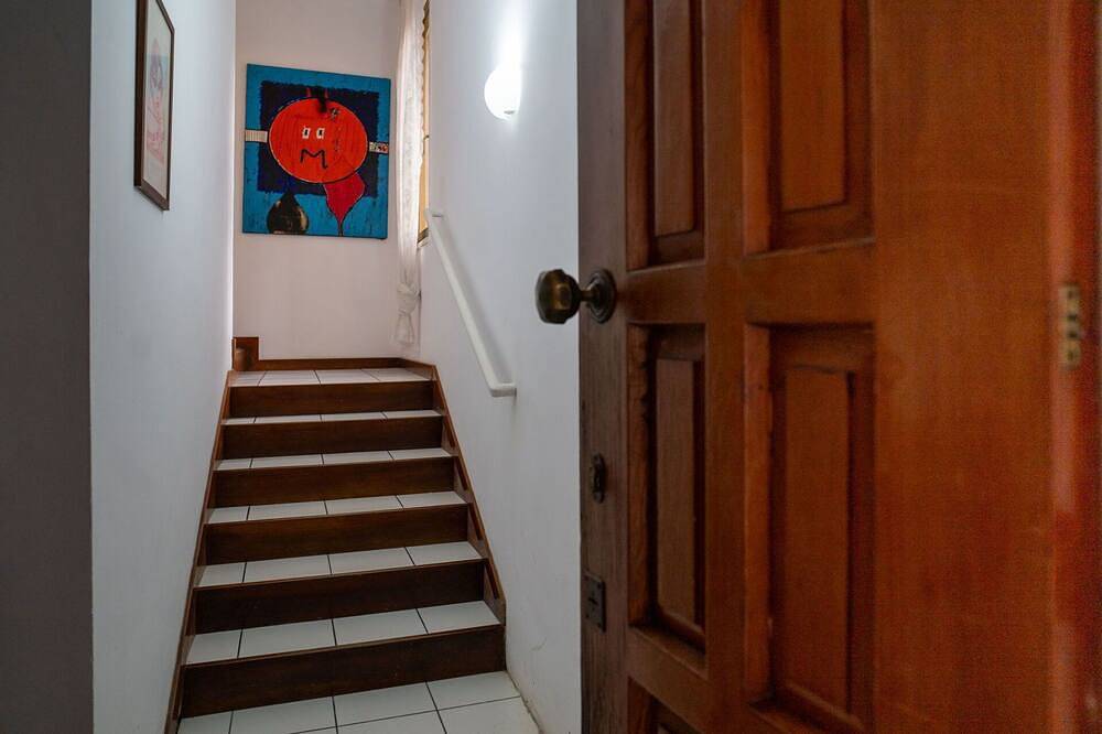 Appartamento intero, Bellissimo appartamento per 7 ospiti con Wifi, Tv, balcone e animali ammessi in Montesilvano Marina, Montesilvano