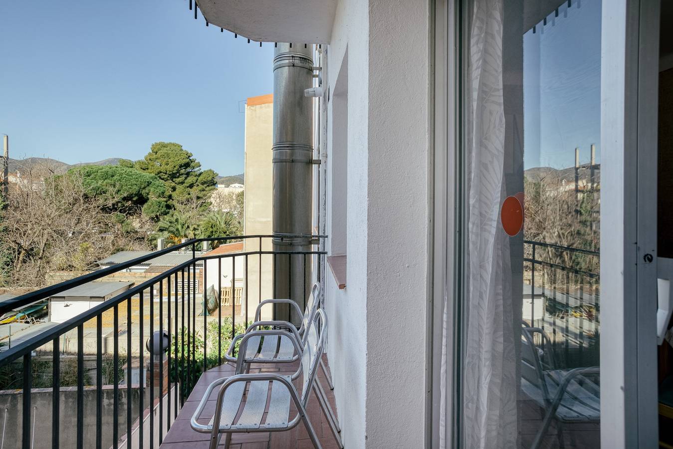 Appartement entier, Appartement "2-2", sur le Paseo Marítimo, proche plage, avec balcon et Wi-Fi in Llançà, Haut-Ampurdan