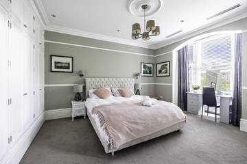 Holiday Rental for 10 People in Ealing, London, Photo 4