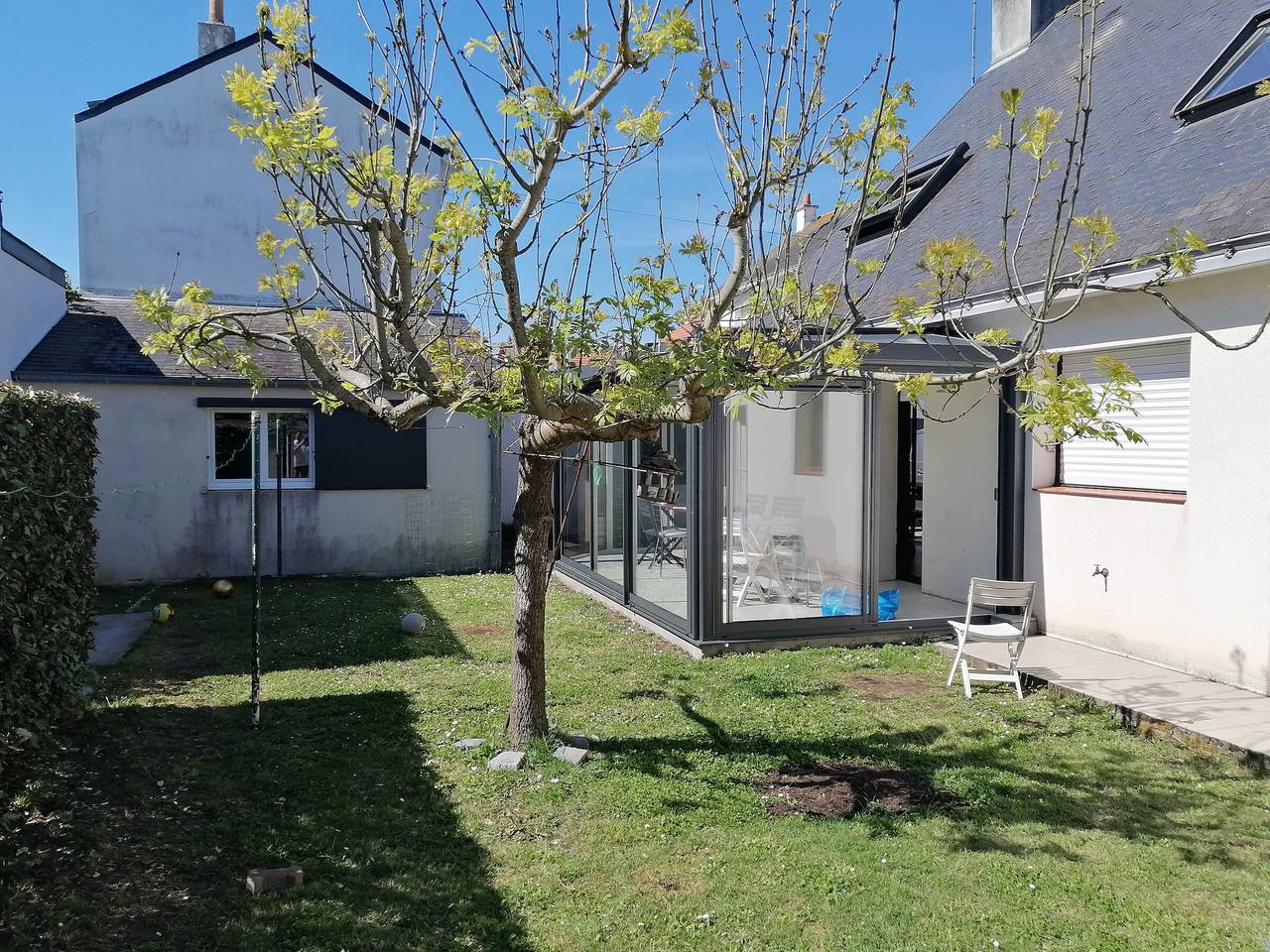 Entire apartment, 6-sleeper apartment in Le Croisic with garden, near beach and center in Le Croisic, Côte d'Amour