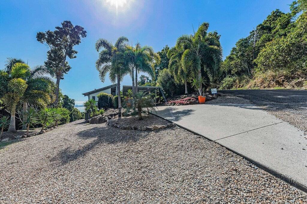 \"Mandalay Escape, Seclusion & Serenity & Pool\" in Mandalay, Mackay Region