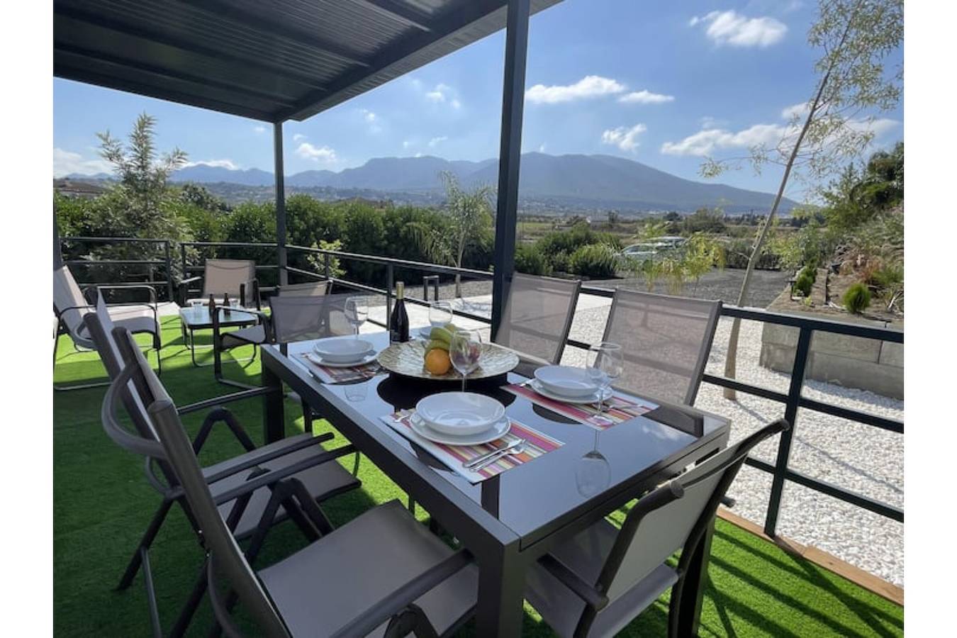 Holiday Home 'Villa Marieto' with Mountain View, Wi-Fi and Air Conditioning in Alhaurín el Grande, Cordillera Penibética