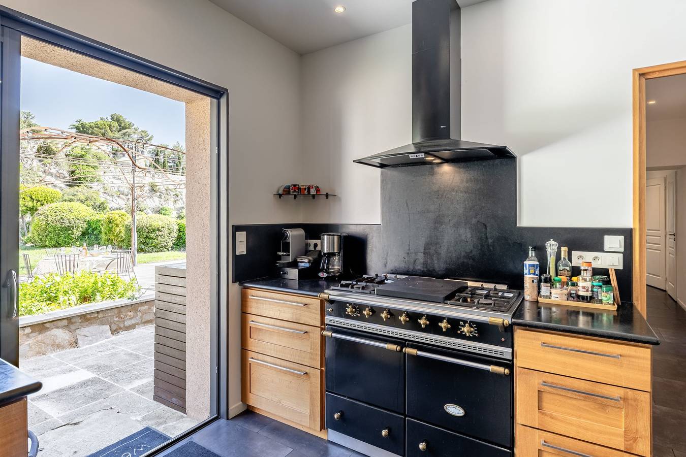 Ferienhaus für 8 Personen mit Balkon in Vaison-la-Romaine, Parc naturel régional du Mont-Ventoux