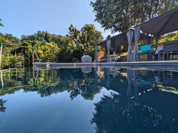 Gîte pour 2 personnes, avec vue sur le lac et vue ainsi que piscine et jardin à Bourg-Saint-Andéol - 3