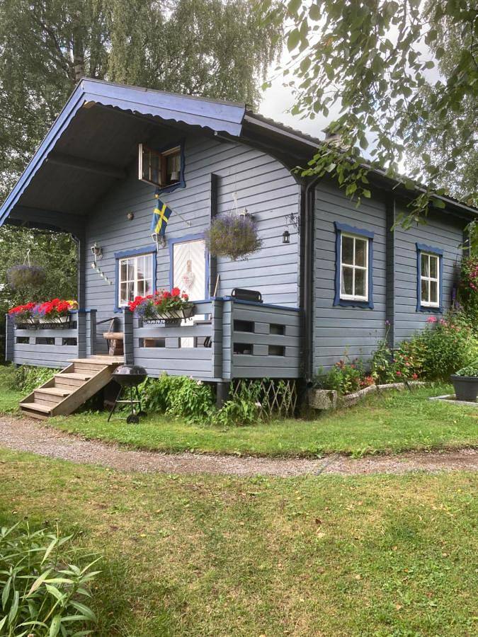 Ferienhaus für 5 Personen, mit Ausblick und Seeblick sowie Garten