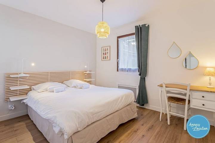 Gîte pour 4 personnes, avec balcon à Menthon-Saint-Bernard - 2