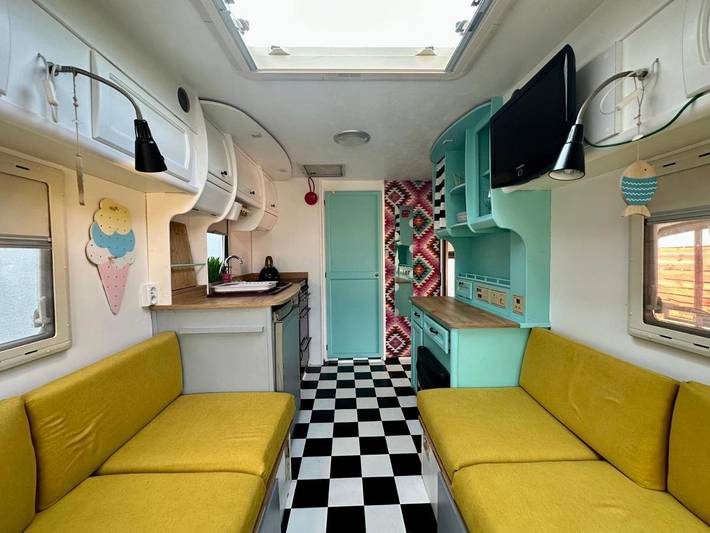 Camping für 4 Personen, mit Terrasse, mit Haustier in Pommern - 2