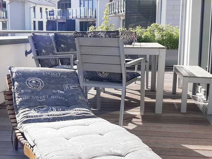 Ferienwohnung für 4 Personen, mit Balkon und Terrasse sowie Sauna in Glowe