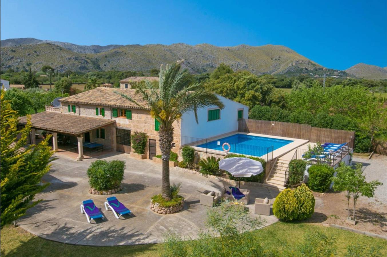 Finca Can Pou Petit with Mountain View, Pool, Wi-Fi, A/C, Terrace & Garden in Pollença, North Majorca